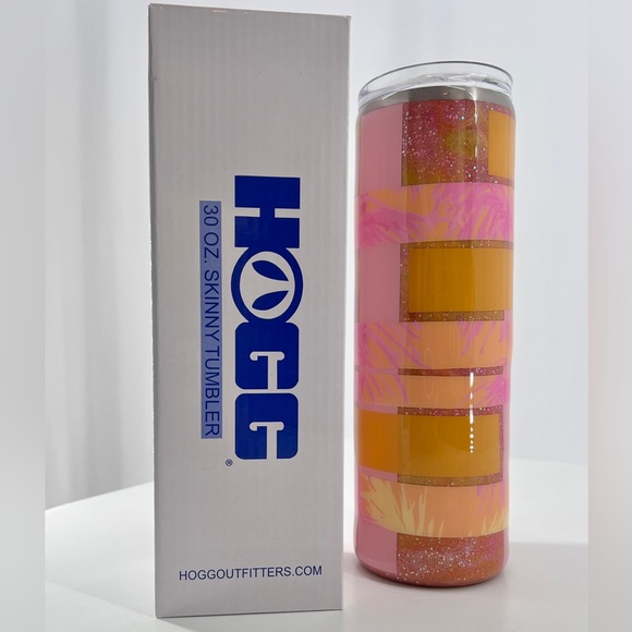 TUMBLER - Handmade Resin 30 Oz Skinny Stainless Steel - Pink Palms - Picture 4 of 4